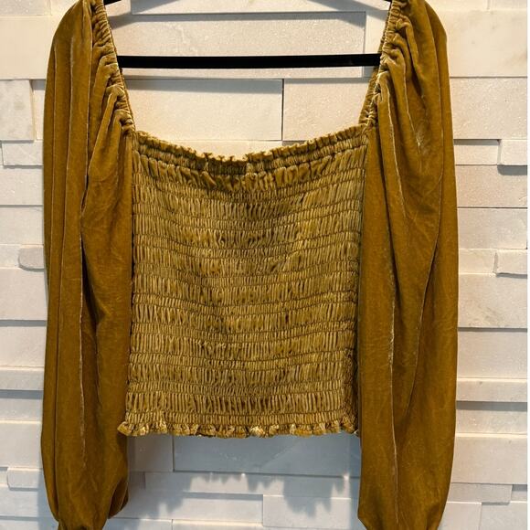 ANTHROPOLOGIE NWOT Balloon Puff-Sleeved Smocked Velvet Square Neck Top Gold XL - Picture 3 of 6